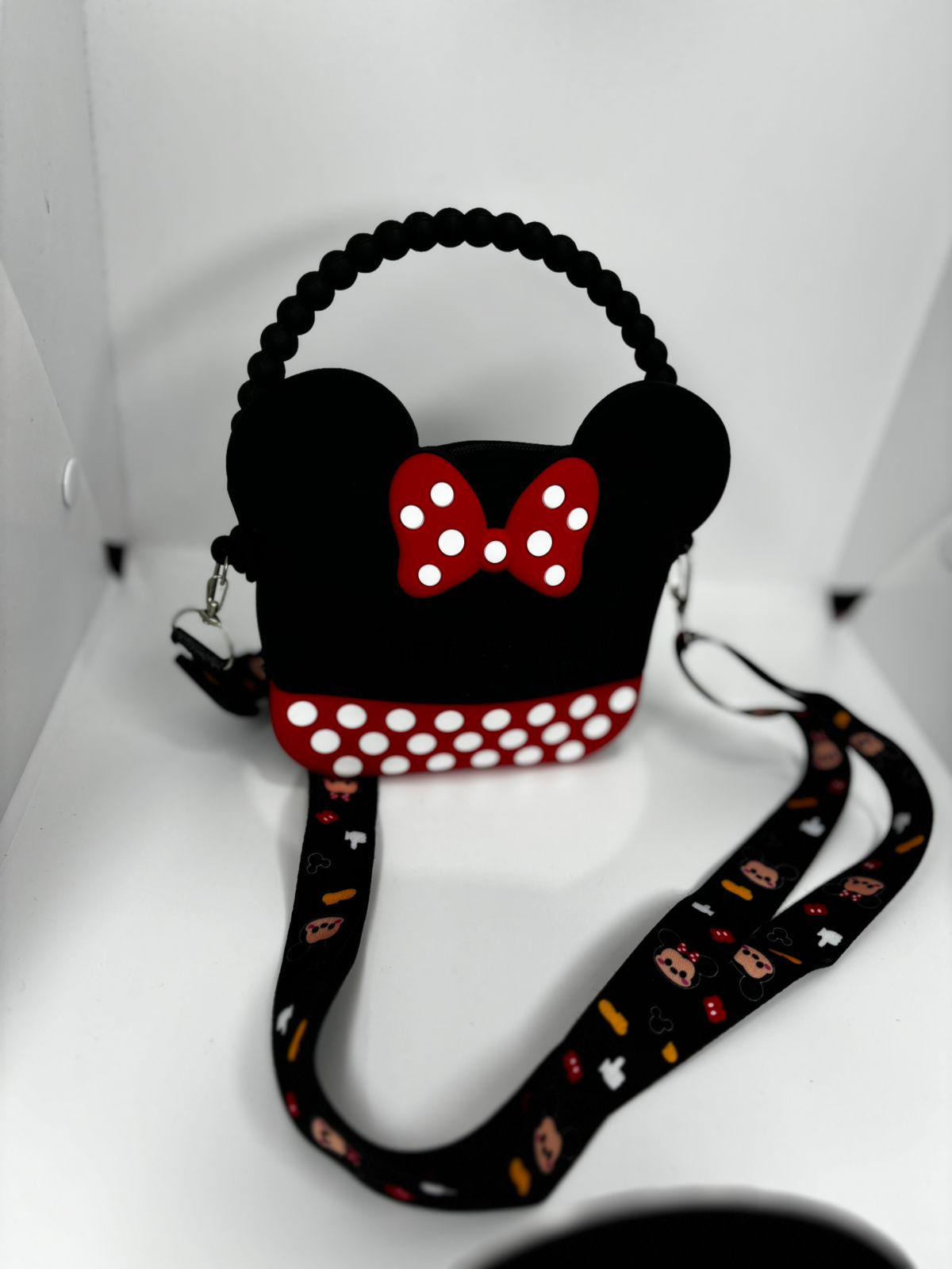 BOLSO-MORRAL MINNIE EN SILICONA GRANDE