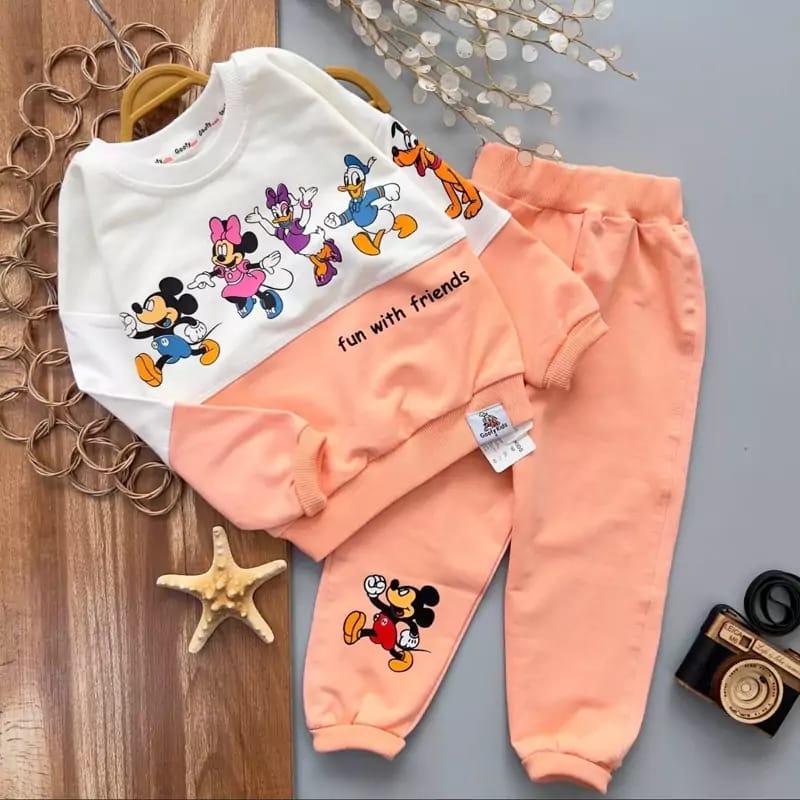 CJTO LARGO MICKEY Y SUS AMIGOS