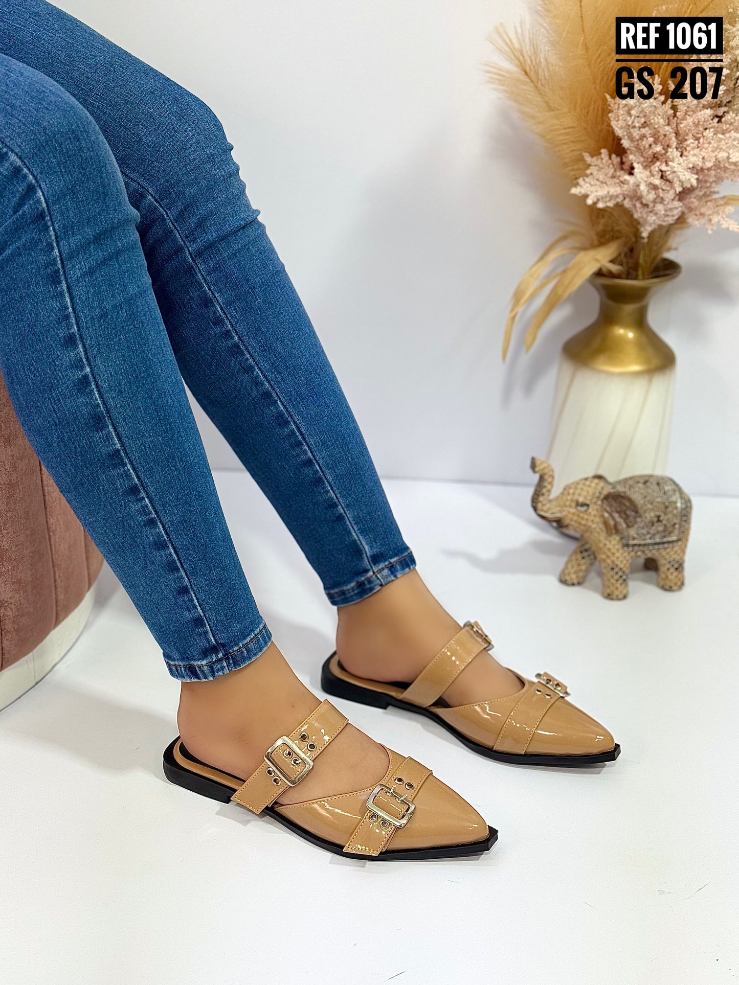 Gray helmet for bikers