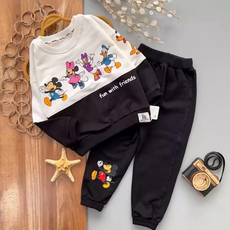 CJTO LARGO MICKEY Y SUS AMIGOS